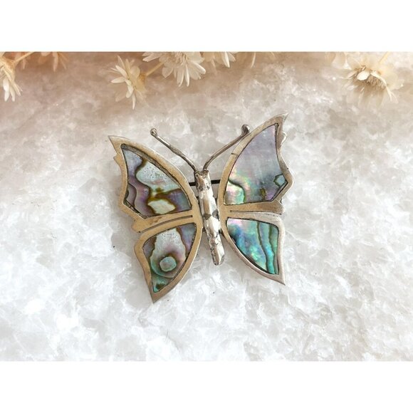 Butterfly Shaped Mexican Made Abalone Shell Inlay Vintage Sterling Silver Brooch - Picture 7 of 10